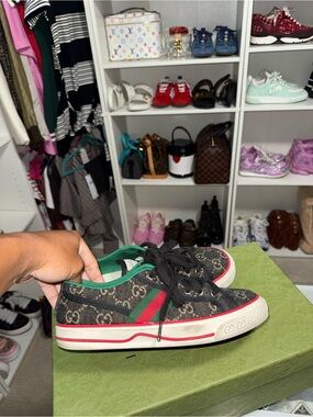 Women Gucci Sneakers